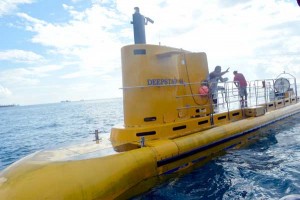 Saipan’s tourist submarine Deepstar is on the cover of an international magazine dealing with the underwater industry. (Frauleine S. Villanueva)