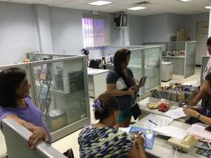 The office of Philippine honorary consul to Saipan Glicerio “Eli” Arago staff and volunteers were able to distribute 458 new passports last week at the JP Center in Garapan. (Mark Rabago)