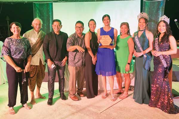 Dr. Riya Nathrani receives the award as this year’s Environmental Champion during last Friday’s Green Gala
