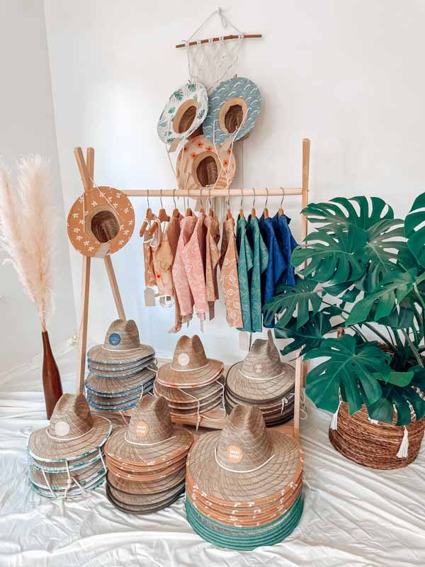 Mod Neni style is light, boho-inspired, and gives you the island feel.