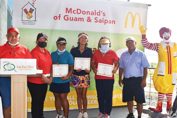 Ladies flight winner Yuko Togawa of Ronald McDonald House of Charities Golf Tournament