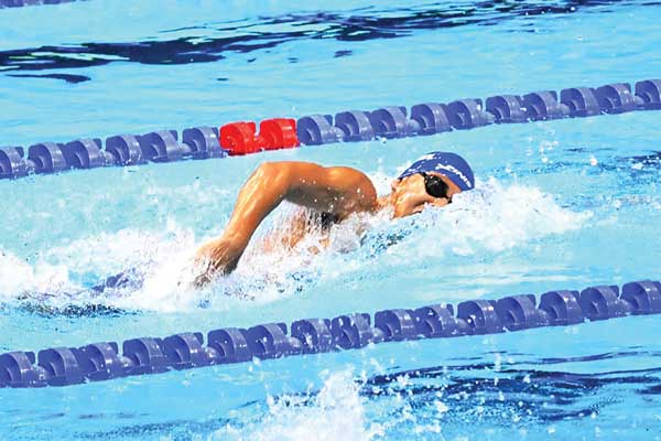 Jinnosuke Suzuki in action in the men’s 100m freestyle